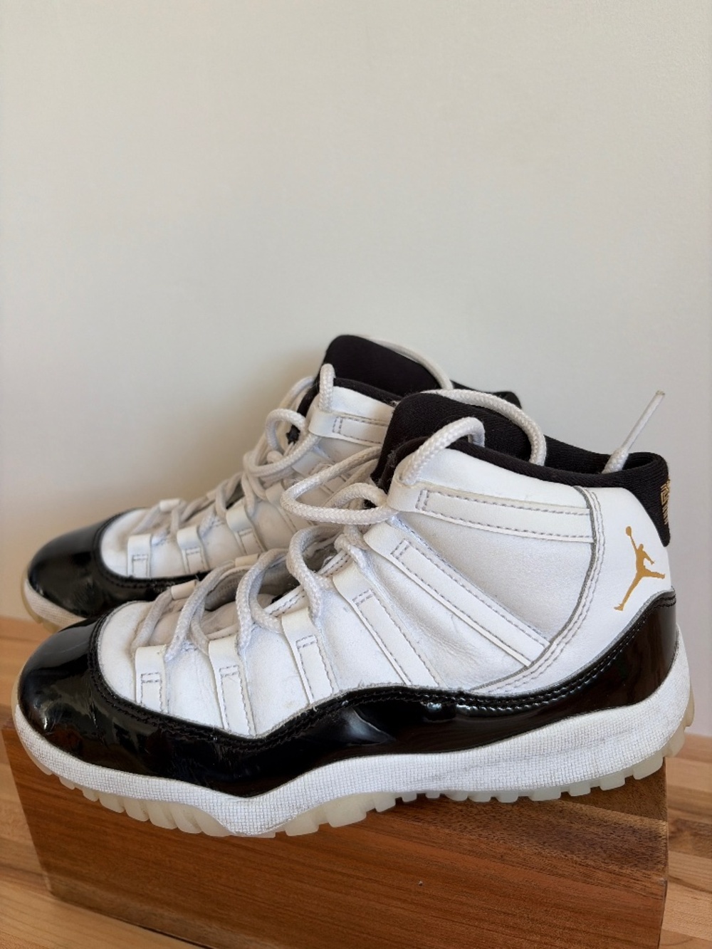 Air Jordan 11 Retro Gratitude